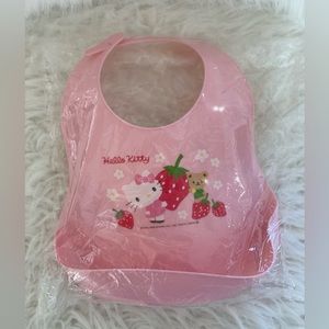 NWT Hello Kitty Pocket Feeding Bib
